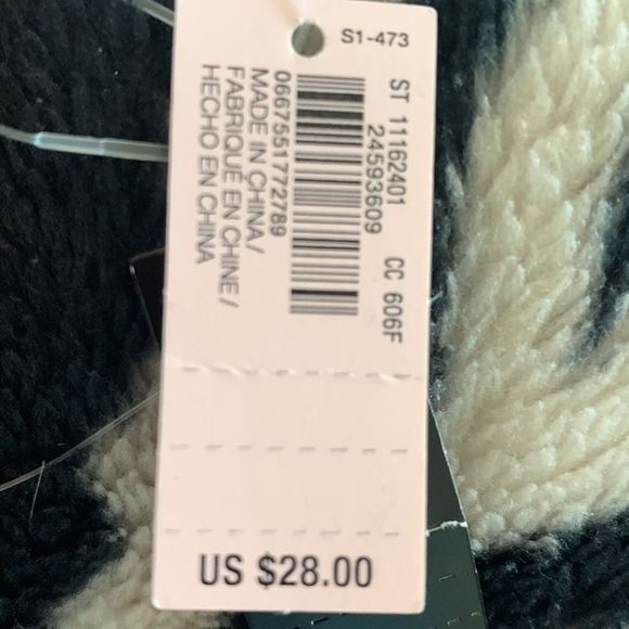 Victoria’s Secret Red/Black Silky Scarf - Picture 7 of 7